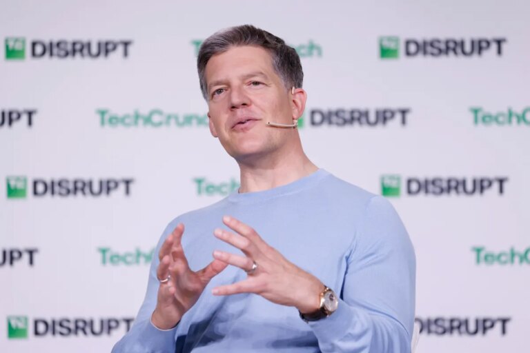 ينضم Roelof Botha إلى مجلس إدارة SpaceX